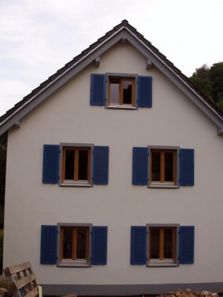 Holzfenster mit Stulp