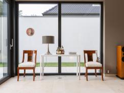 Festverglasung Holz-Alu innenseitig, Kiefer RAL 7016 anthrazit