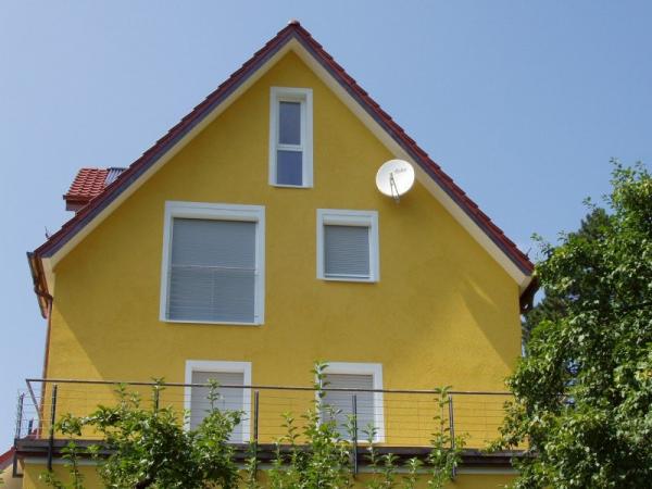 Kunststofffenster mit Vorbaurollladen