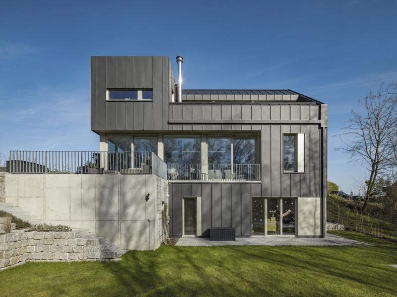 Schiebetüren und Festverglasungen in Alu-Holz