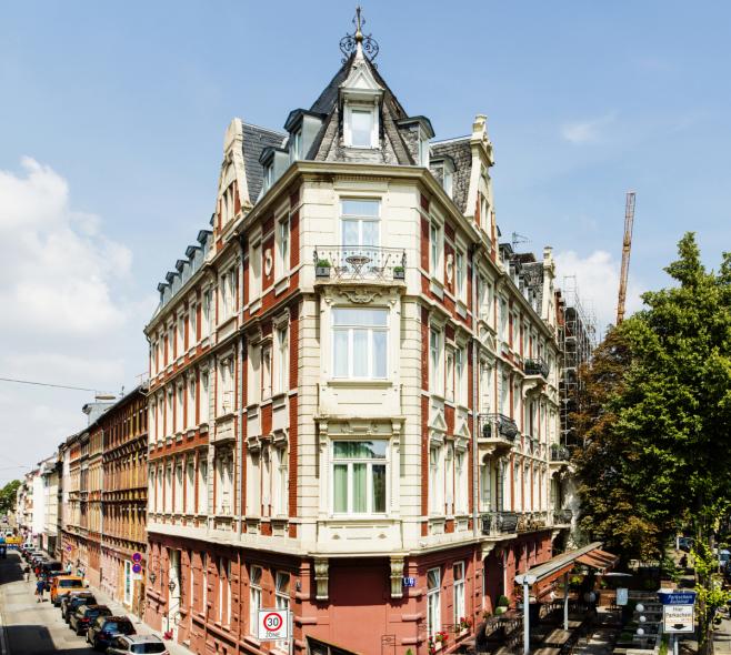 Holzfenster mit Wetterschenkel