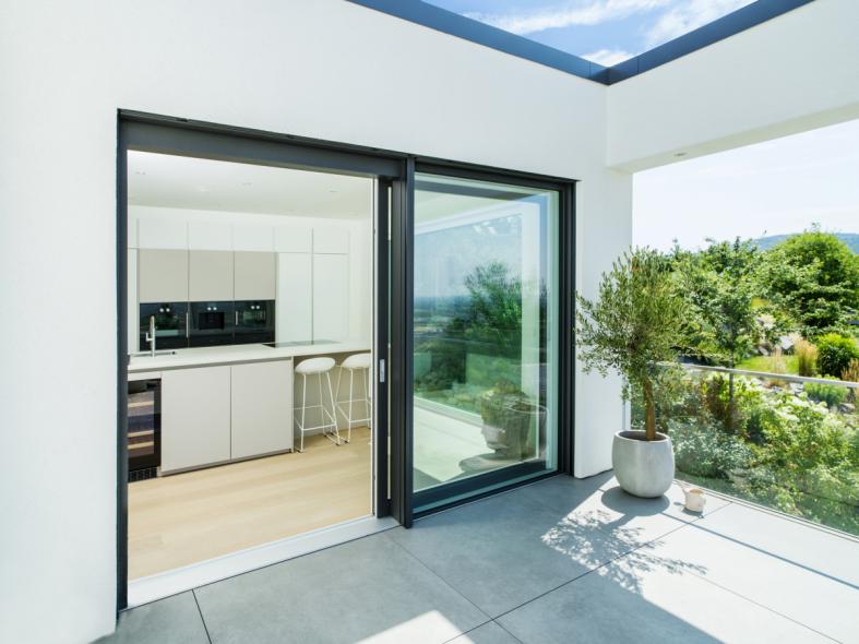 Hebe-Schiebetüre in Alu-Holz